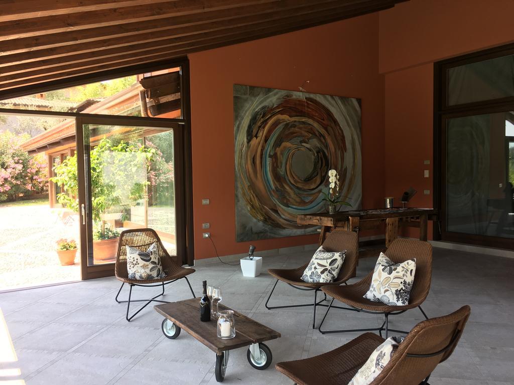 Energaia Apartment Toscolano Maderno Ruang foto